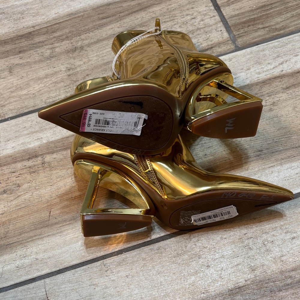 Metallic Gianni Bini Gold Mirror Futuristic Geometric Boots - Picture 6 of 6